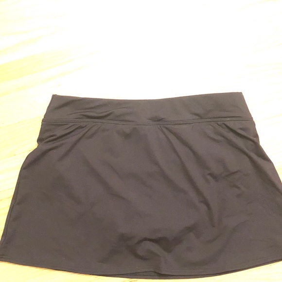 Lands' End Tummy Control Swim Skirt (NWT) - Picture 7 of 7
